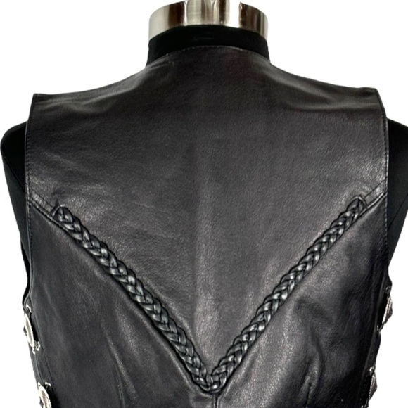 VINTAGE BLACK LEATHER VINTAGE CONCHO LACE UP SIDE BRAID WESTERN SNAP VEST HUDSON - Picture 11 of 14